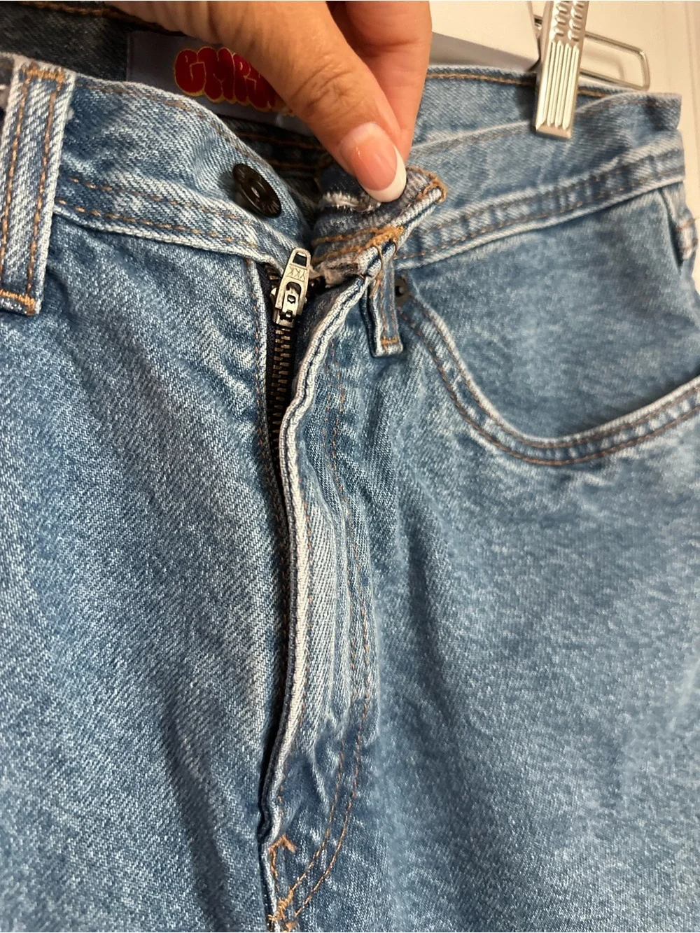 Empyre blue wash denim relax skate jorts